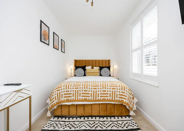 Stunning Modern Space In Hove & Free Parking
